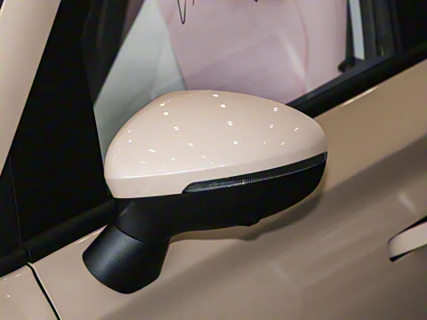 2025�� Mate 300km̤�˰�