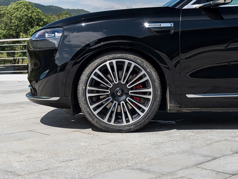 2025�� ���� Ultra�� 52kWh 6����