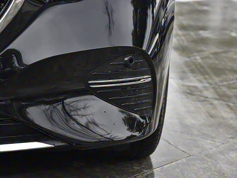 2025�� �Ŀ� E 300 L ������