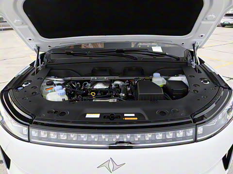 2025�� 210Ultra���Ȱ� 5��