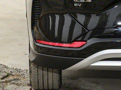 2025�� EV �Ǽݰ� 520km �����