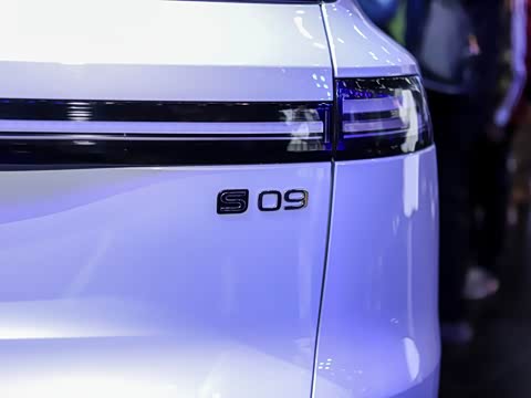 2025�� ����Ultra+ �߶���