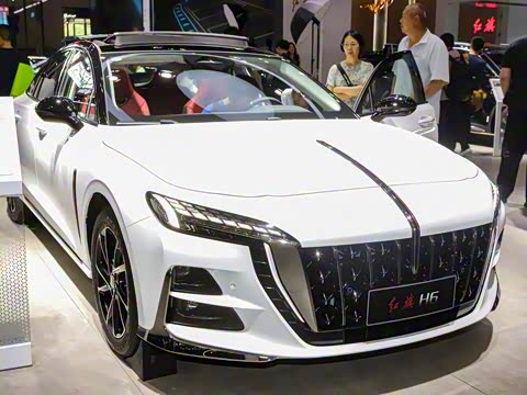 2025�� 2.0T ������