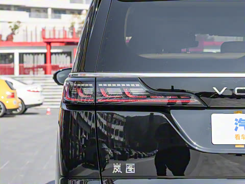 2025�� EV ����׿Խ������