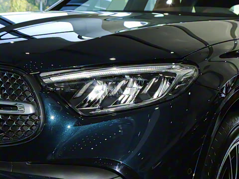 2025�� GLC 260 L 4MATIC ������