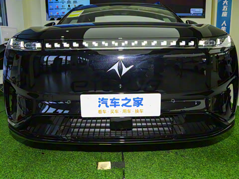 2025�� 636Ultra����� 5��