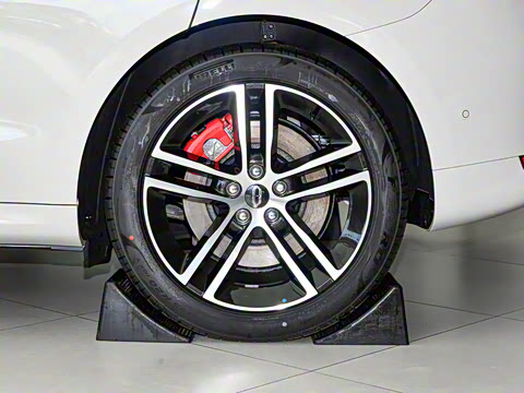 2025�� ����   Ultra ������