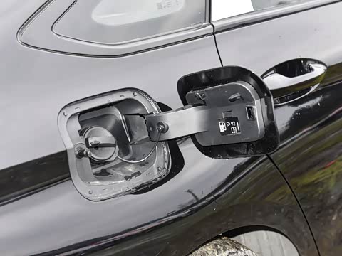 2025�� 2.0T �Զ���+