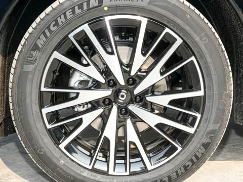 2025�� 215�����콢PLUS