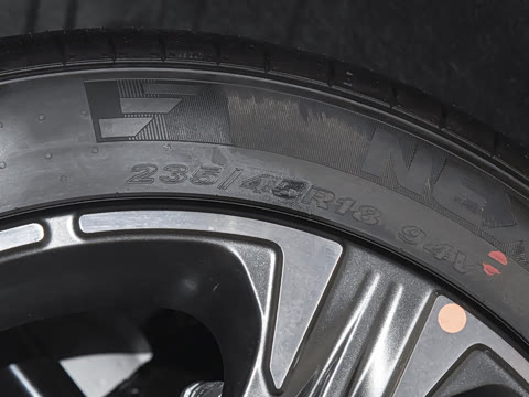 2025�� 2.0T ����