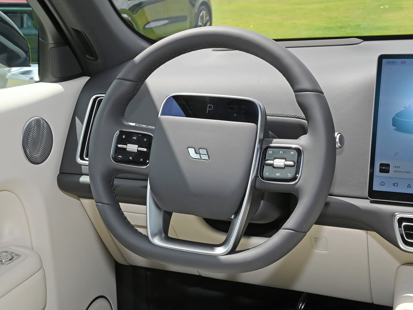 央视会退后一步，请毕福剑回到《星光大道》吗？