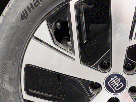 2025�� DM 215KM�����״��콢��