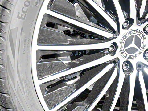 2025�� CLE 300 4MATIC �����ͽ��ܳ�