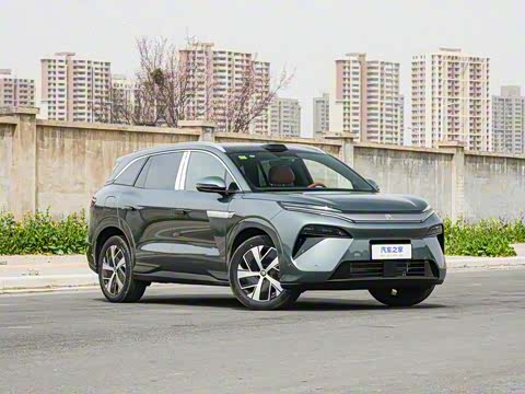 2025�� DM 215KM�����״��콢��