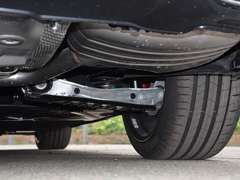 2025�� 200���������� 45 TFSI quattro ��ѡ������