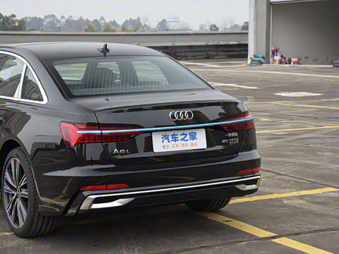 2025�� 45 TFSI quattro ��ѡ������+������