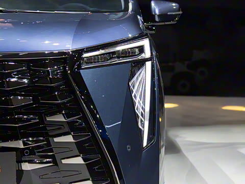 2025�� Ǭ��ϵ�� Ultra ͷ�Ȳ�