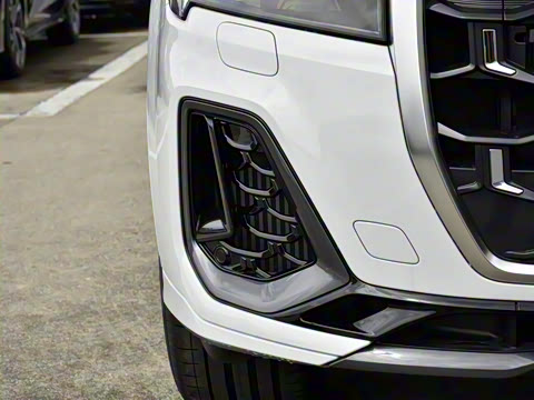 2025�� 55 TFSI quattro S line�˶���