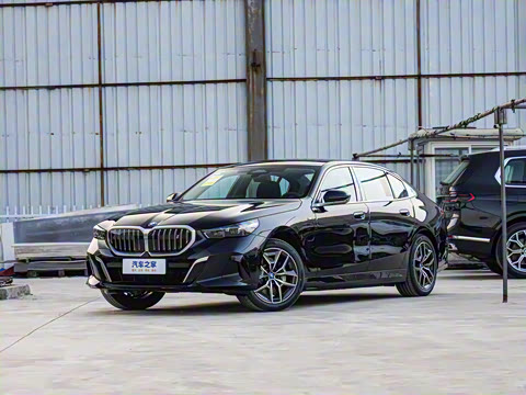 2025�� eDrive 40L M�˶���װ