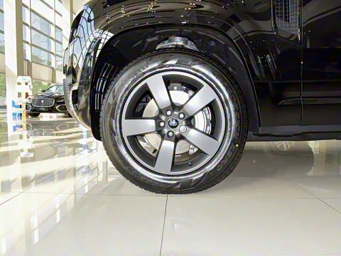 2025�� 130 3.0T P400 ����������