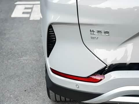 2025�� EV �Ǽݰ� 520km ������