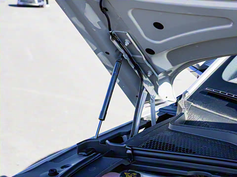 2025�� EV �Ǽݰ� 605km �콢��