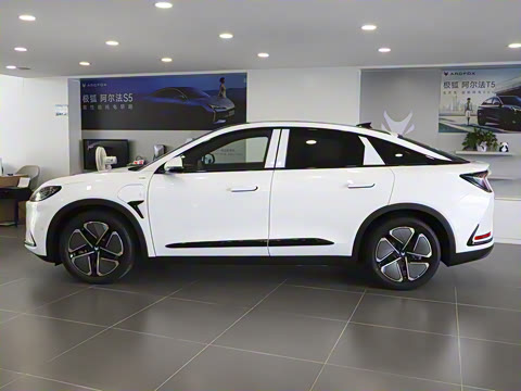 2025�� 735MAX 160kW