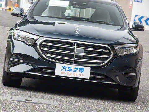 2025�� �Ŀ� E 300 L ������