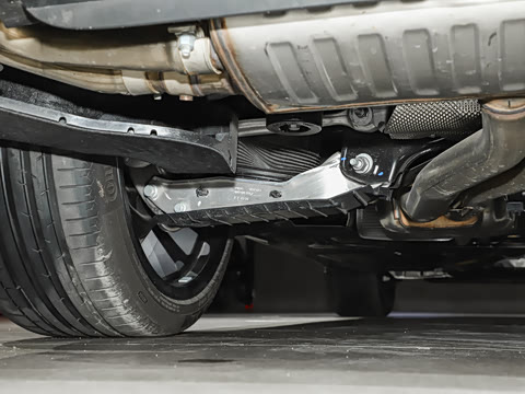 2025�� RS Q8 4.0T 45��������