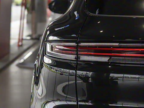 2025�� Cayenne 3.0T ���ΰ�