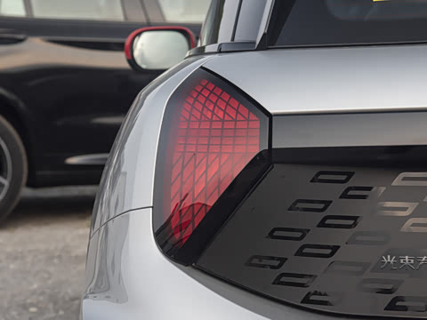 2025�� JOHN COOPER WORKS