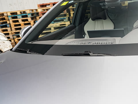 2025�� EV �Ǽݰ� 520km �����