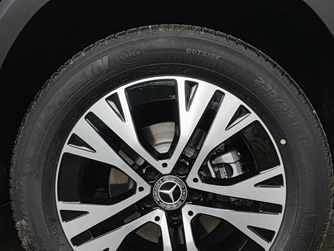 2024�� �Ŀ� GLB 220 ������