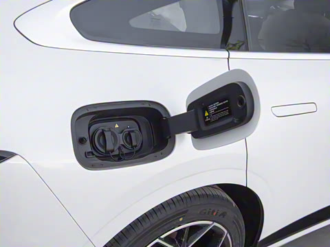 2025�� ��������� 710�콢��