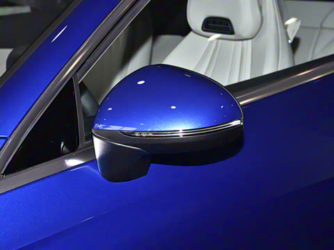 2025�� CLE 260 ������ܳ�