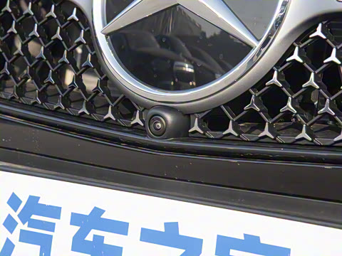 2025�� GLC 300 L 4MATIC ������ 7��