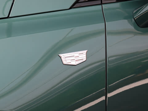 2025�� 2.0T ������