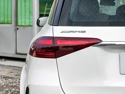 2025�� AMG GLE 53 4MATIC+