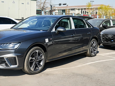 2025�� 200���������� 40 TFSI ʱ�ж�����