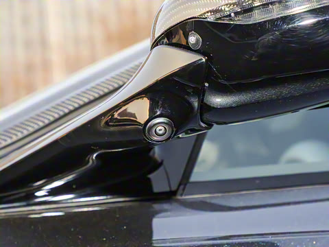 2025�� 4.0T V8 Coupe