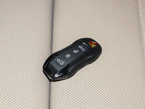 2025�� Macan 4 ���۰�