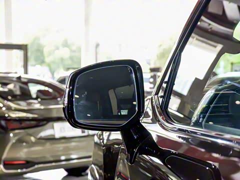 2025�� 700h ��;��