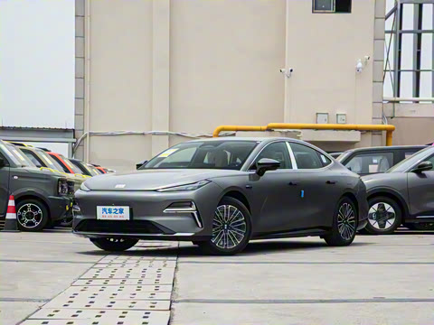 2025�� 130km EM-i ����