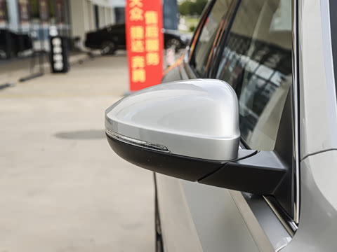 2025�� �Ŀ��� 300TSI DSG��Խ��