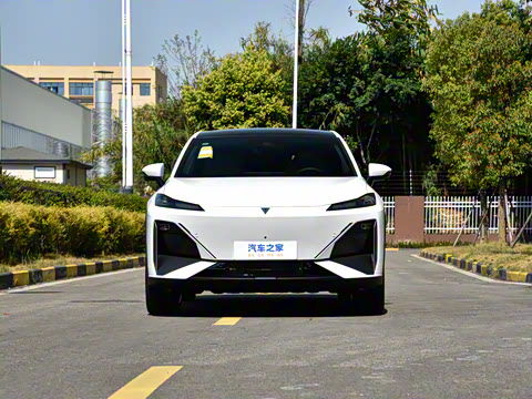 2025�� 215Max ��ΪǬ���Ǽ�ADS SE���̰�