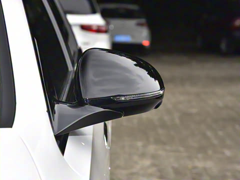 2025�� E 300 �������˶���