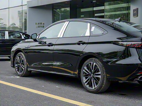 2025�� 2.0T DCT ������