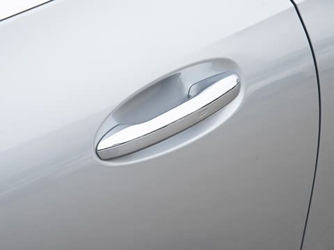 2025�� CLE 260 ���ܳ�