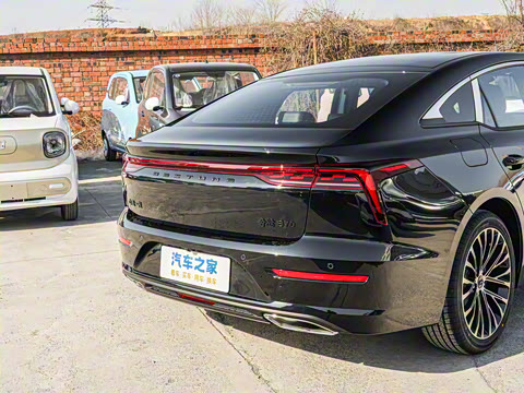 2025�� ��ҫ�� 1.5T ����ʿ