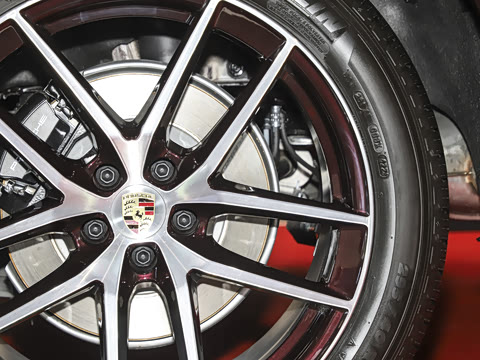 2025�� Macan 2.0T ���ΰ�